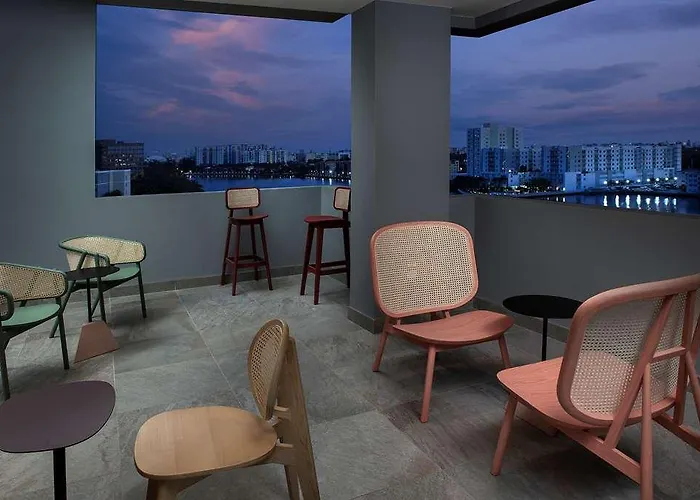 Tru By Hilton Miami Airport South Blue Lagoon Miami Springs